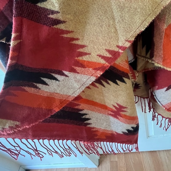 Free People Poncho - Picture 2 of 4